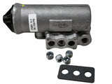 Complete Bendix D-2 air governor kit (275491) laid out horizontally, including the valve assembly, four threaded pipe plugs, and a rubber mounting gasket. Code: 8167476.